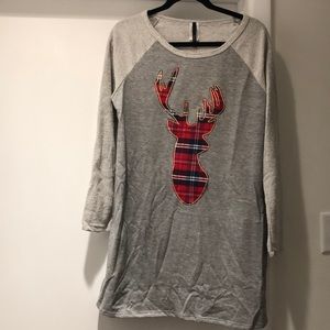 NWT• Plaid Reindeer and Grey Sweatshirt Tunic